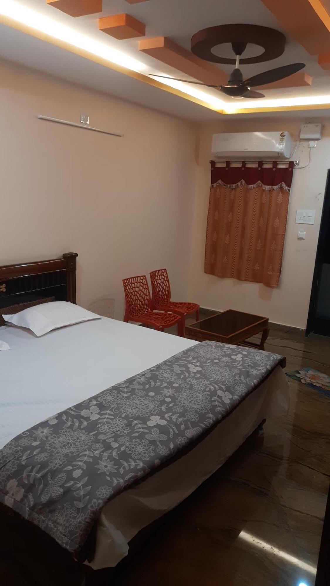 Jaya Sri Rama Lodge Бхадрачалам Экстерьер фото